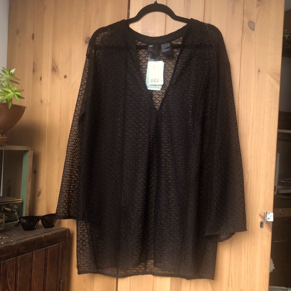 H&M M black lacey swimsuit cover up